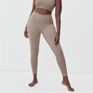 EVERLANE The Seamless Legging in Burnt Sugar Sz XS